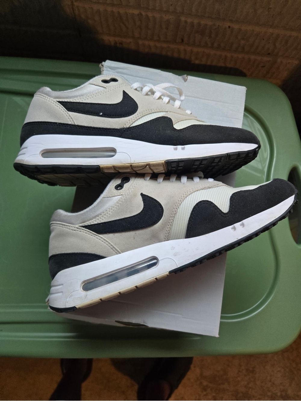 Nike Men’s Air Max Low-Top Sneakers in Black and Cream